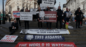 Thousands of Assange supporters have urged the U.S. to drop charges against the WikiLeaks founder. (BBC)