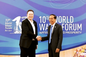 Musk met President Joko Widodo at the 10th World Water Forum in Bali on Monday. TMT